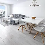 Jg3.5a- Perfect In Good Location *