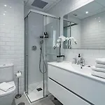Jg3.5a- Perfect In Good Location Apartment *